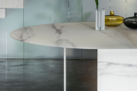 Stratum Round Dining Table