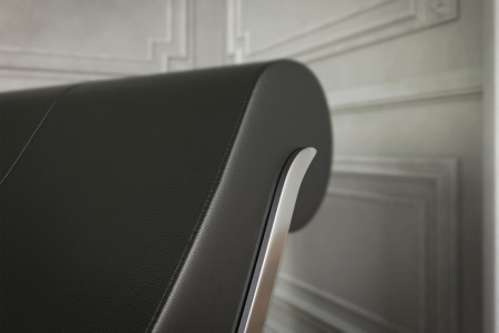 Sylvester Chaise Lounge