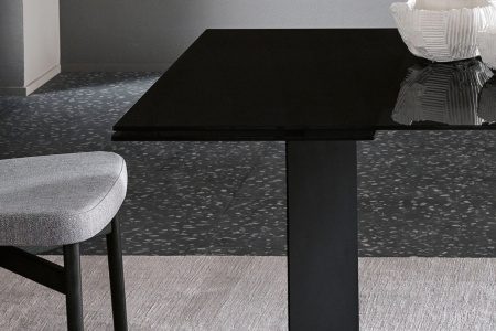 T5E Extension Dining Table