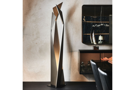 Thriller Floor Lamp