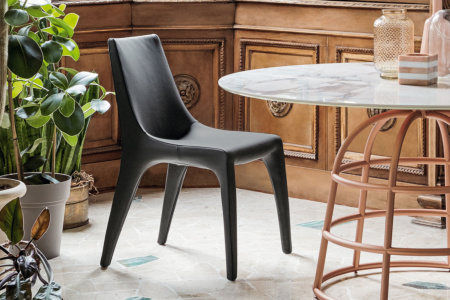 Tip Toe Dining Chair