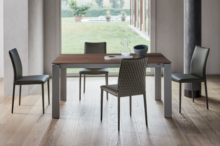 Tom Extension Dining Table