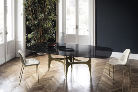 Universe Barrel Dining Table