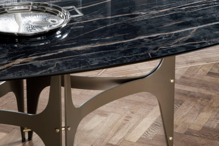 Universe Oval Dining Table