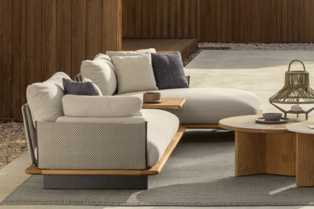 Venice Chaise Sectional Sofa with Table