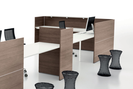 Yo C-Shape Reception Desk