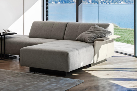 Zara Chaise Lounge