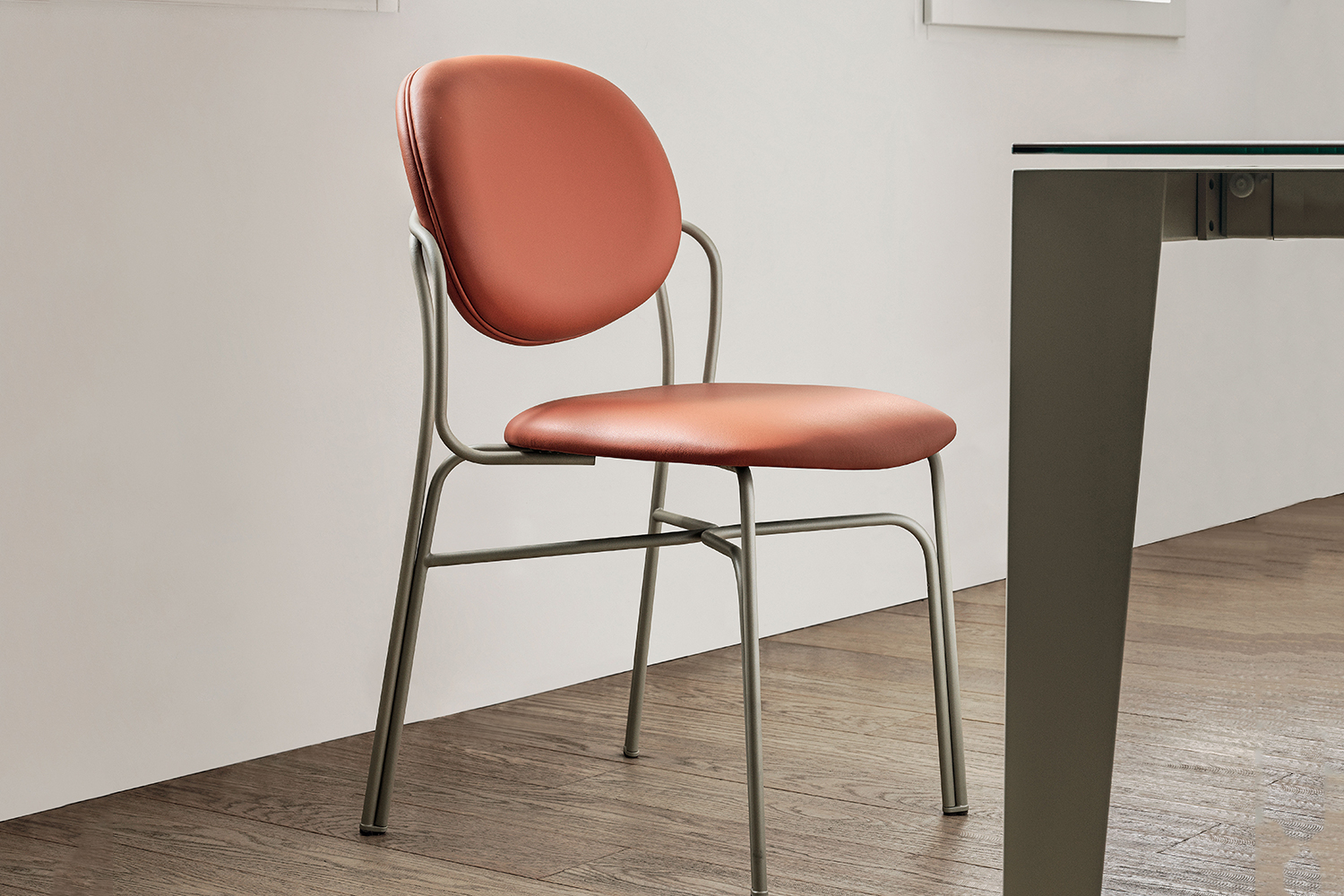 Dada Dining Chair