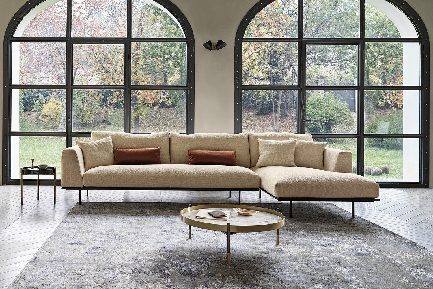 Dakota Sectional Sofa with Chaise