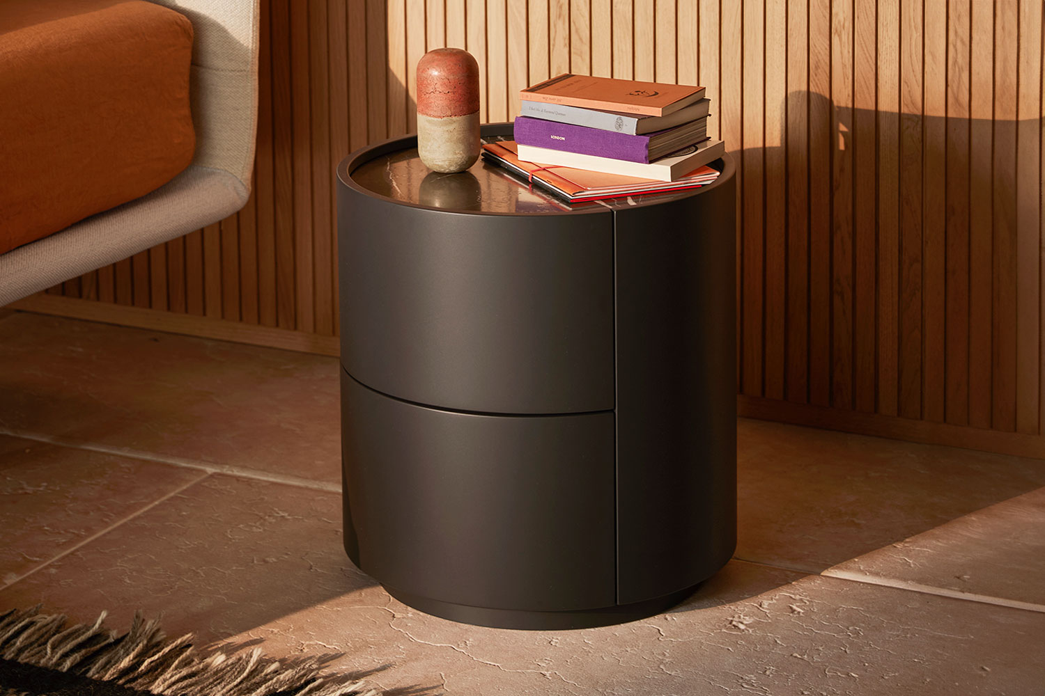 Dedalo 2-Drawer Nightstand