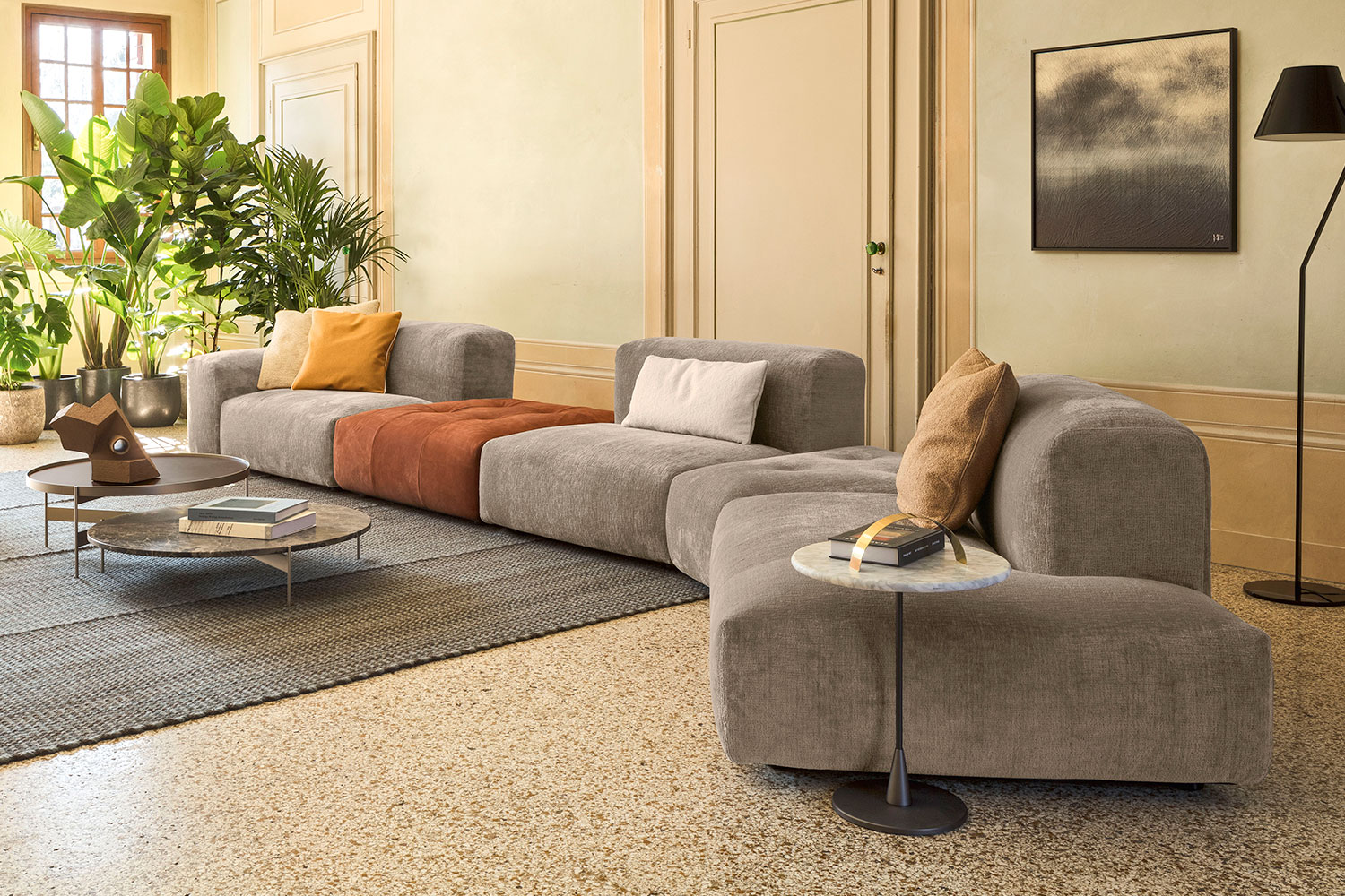 Delano Up Angled Sectional Sofa