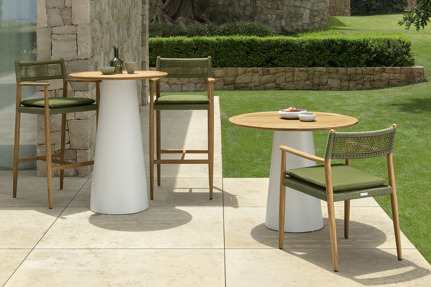 Dolcevita Bistro Table