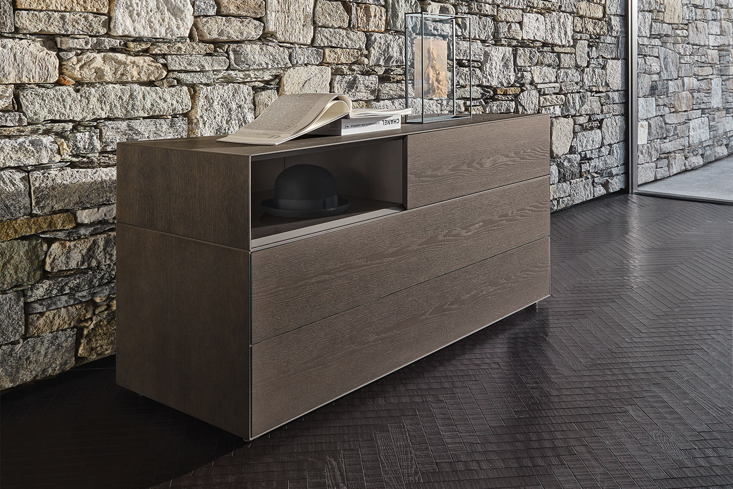 Domino Open Dresser