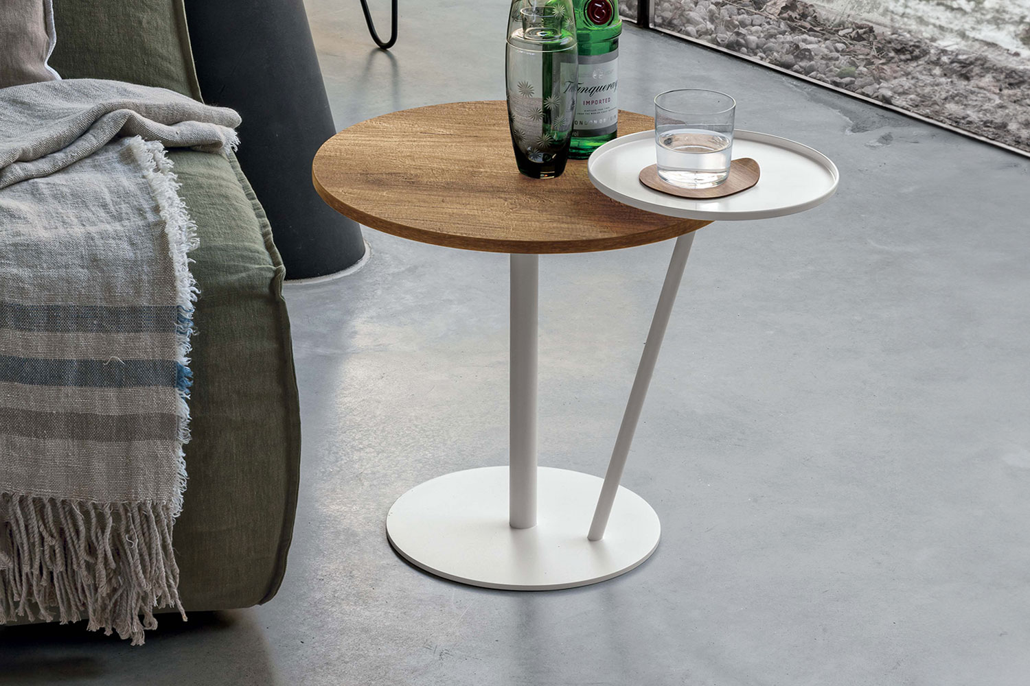 Eclisse End Table