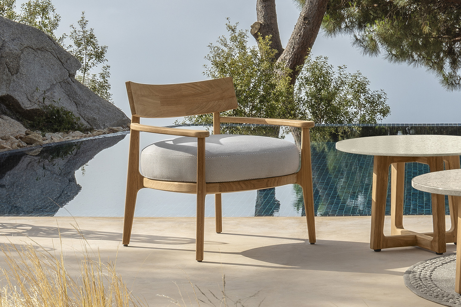 Ever Lounge Armchair