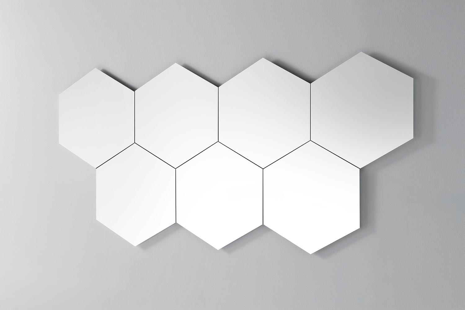 Geometrika Mirror