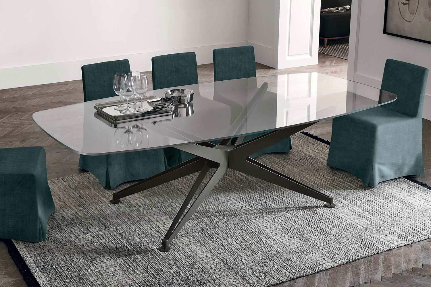 Halley Dining Table