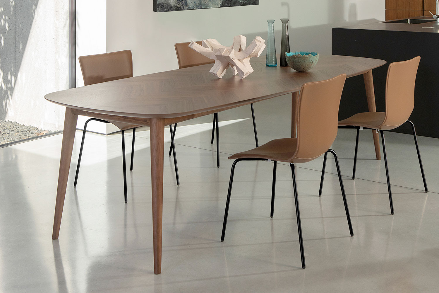 Italo Dining Table