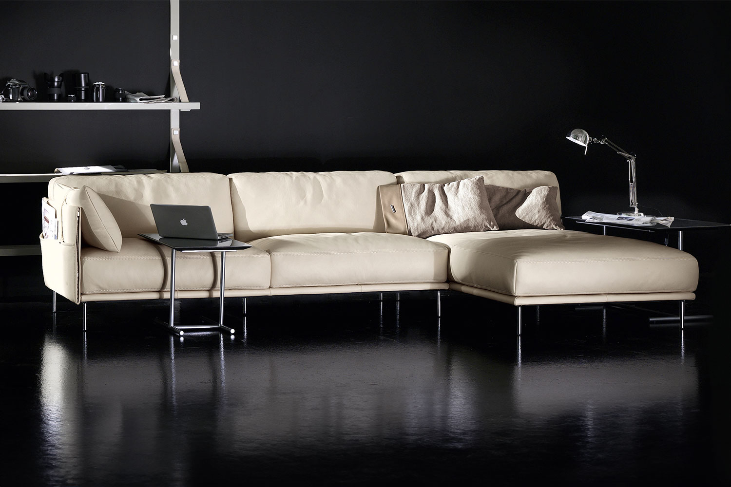 Jack Sectional Sofa with Chaise