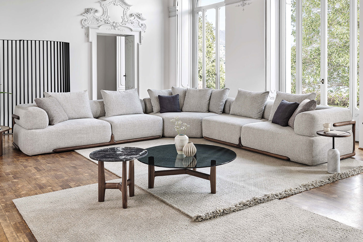 Klem Comp. C Sectional Sofa