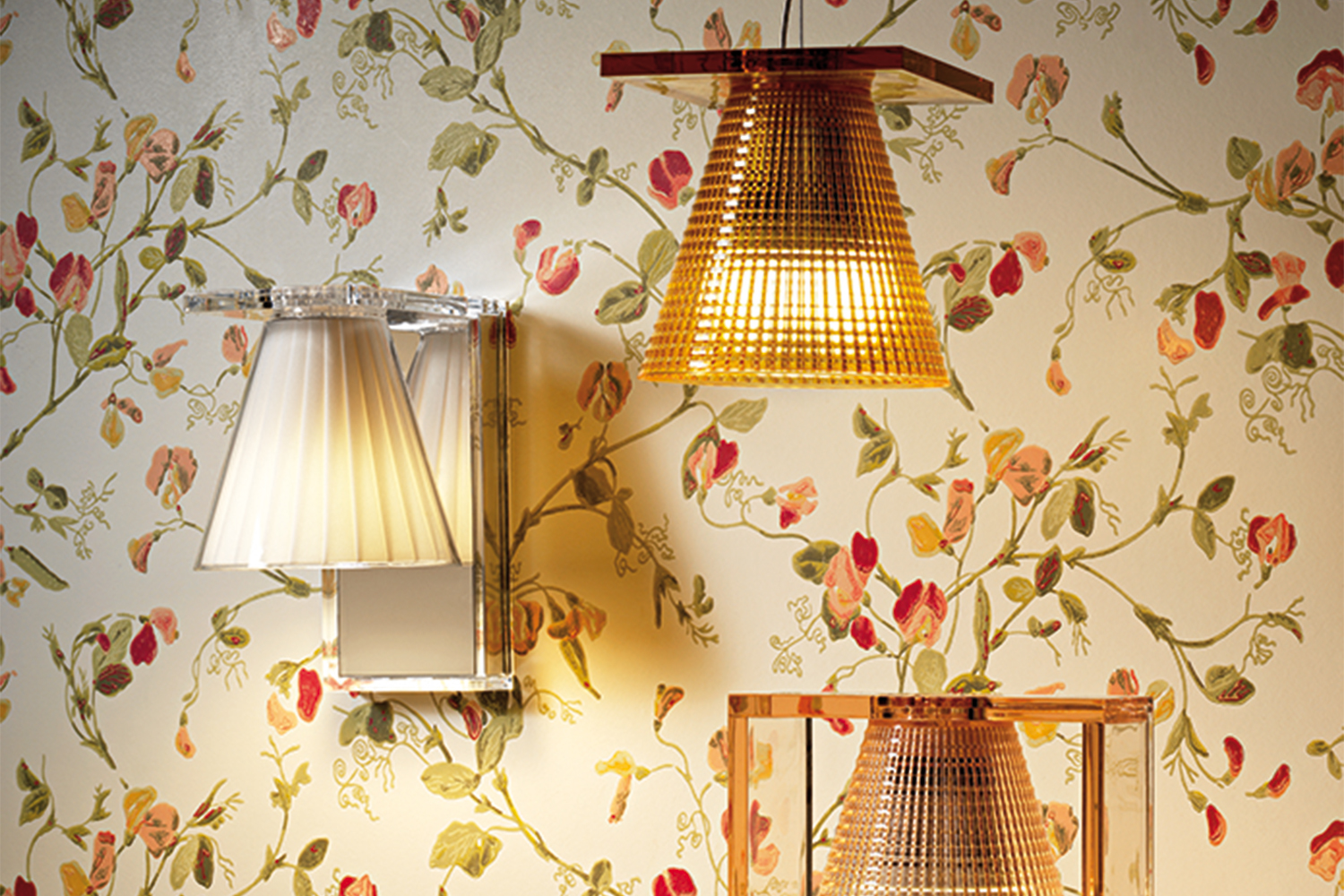 Light-Air Wall Sconce