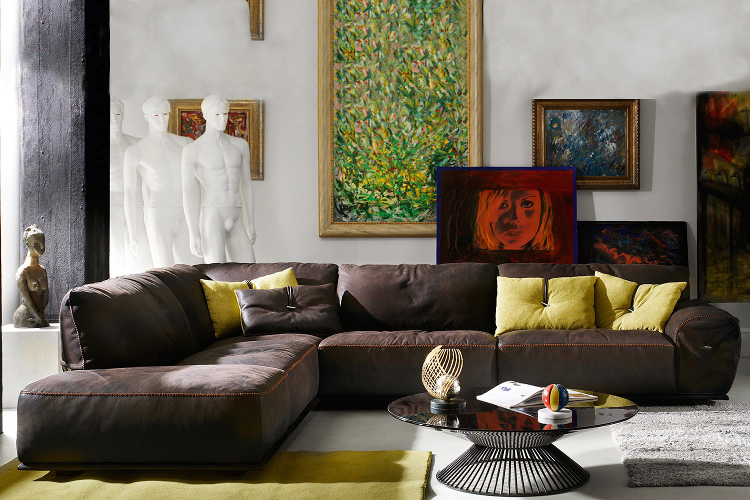 Limousine Corner Sectional Sofa with Peninsula