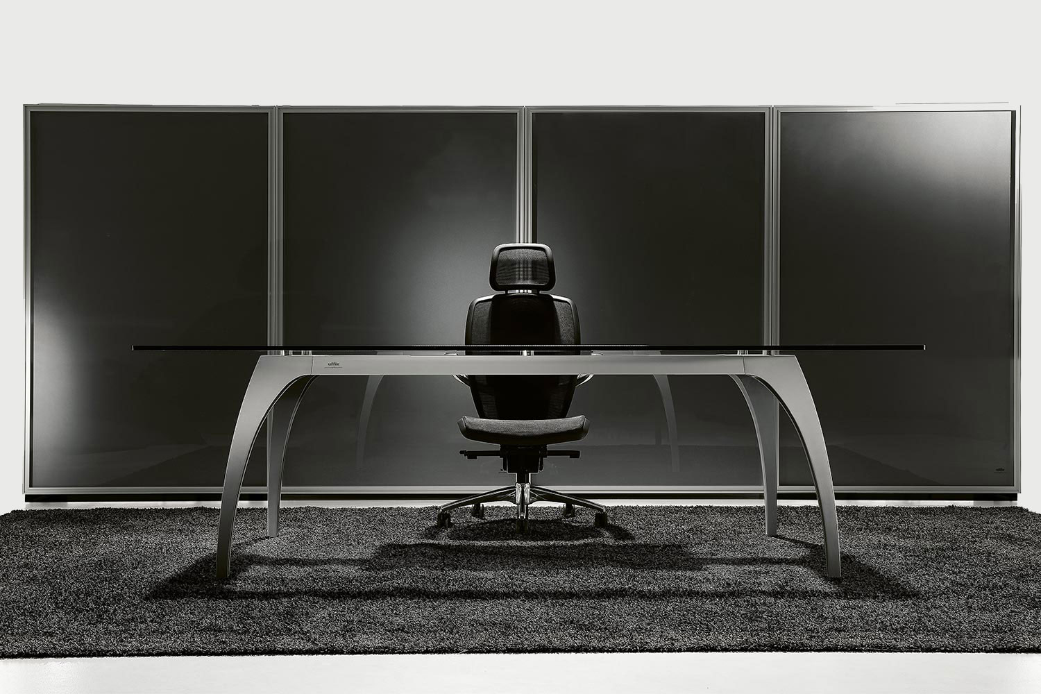 Luna Conference Table