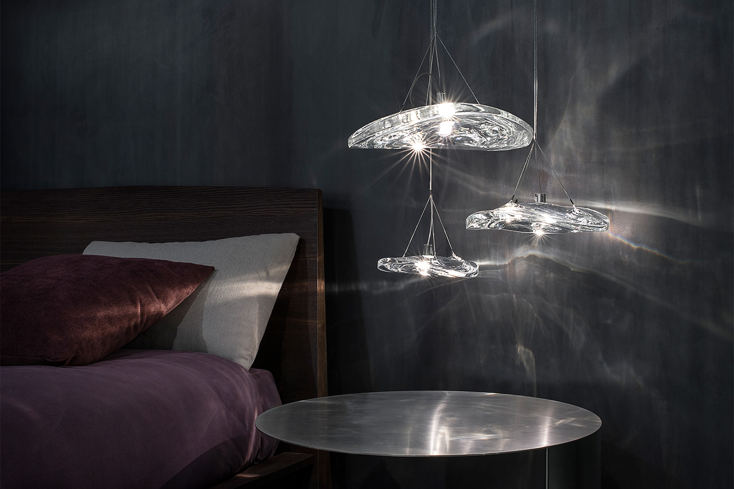 Manta 3pc Suspension Light