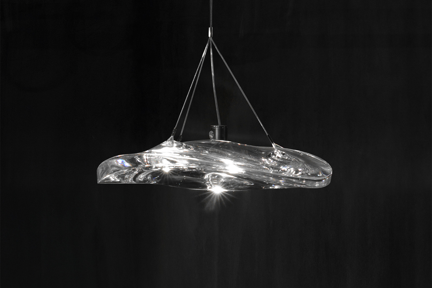 Manta Pendant Light