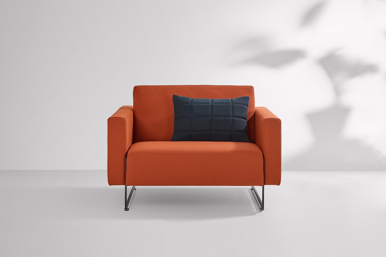 Mare Loose Lounge Armchair