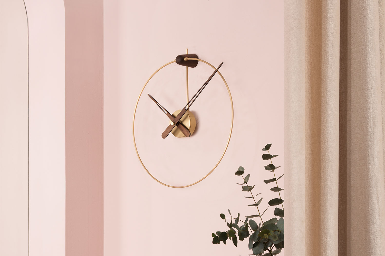 Micro Anda Clock