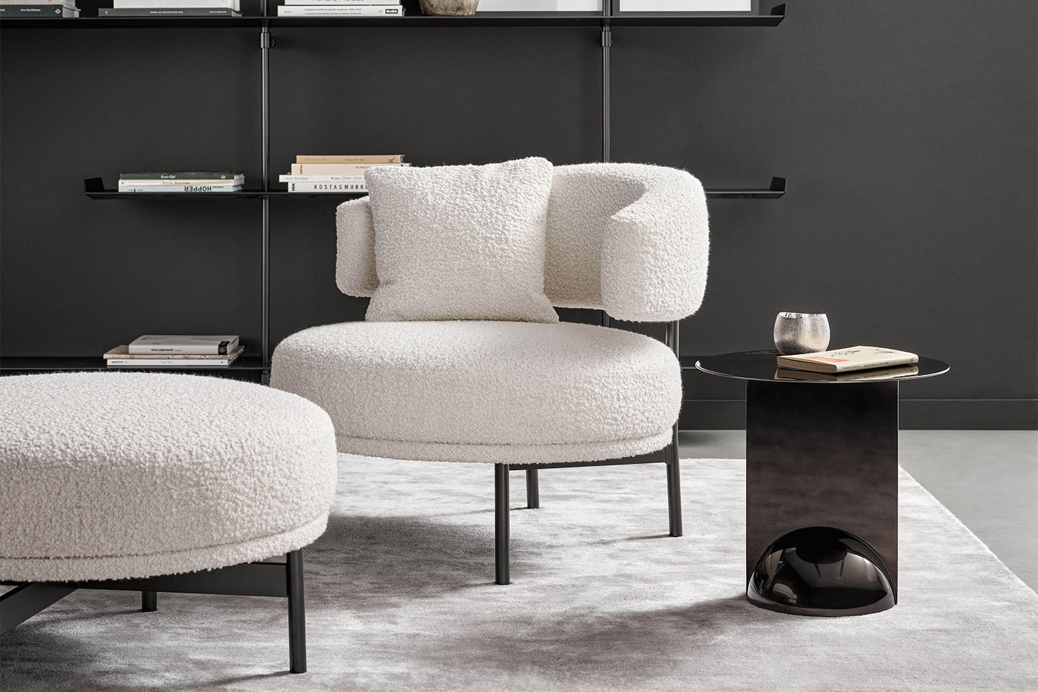 Neuilly Lounge Chair