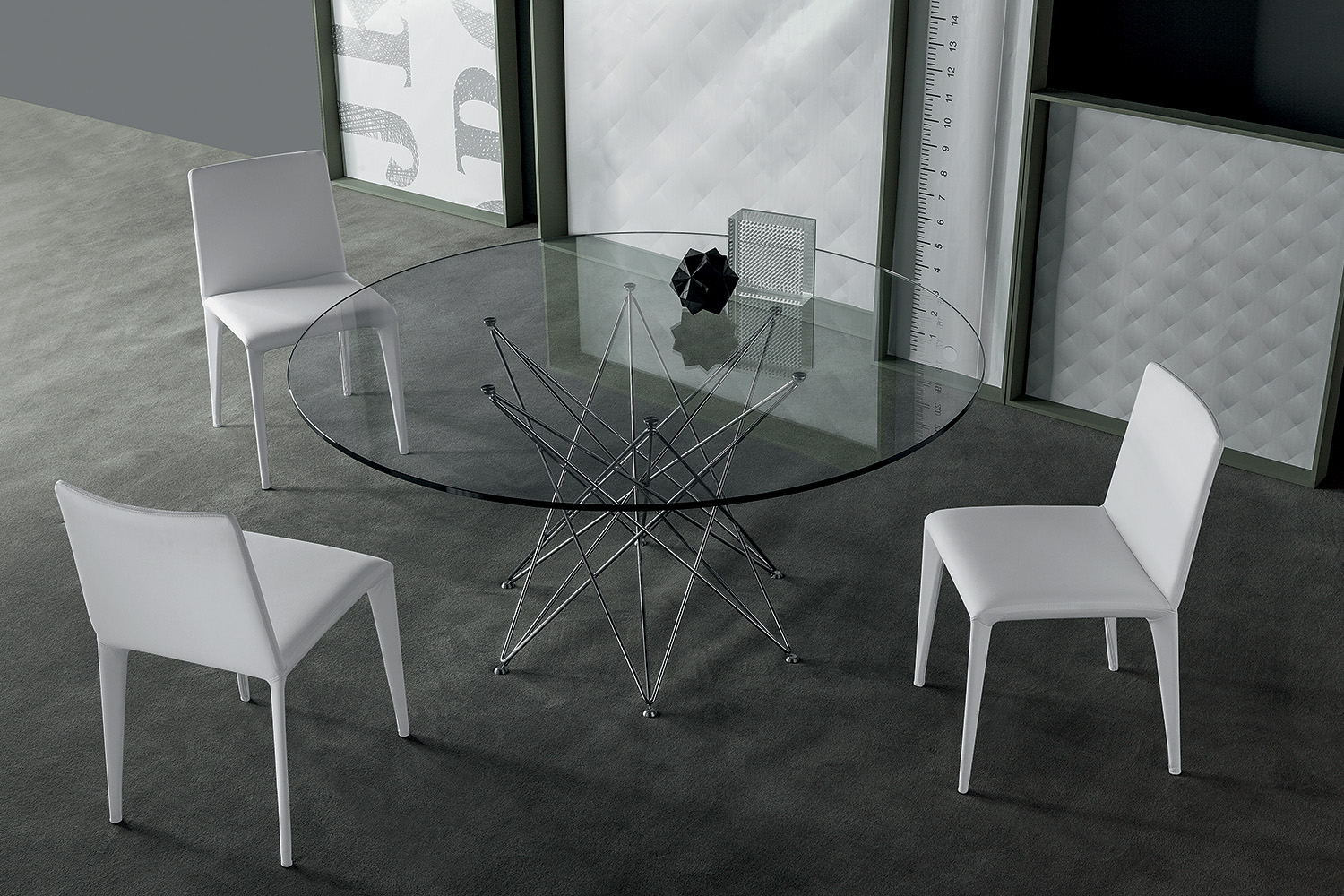 Octa Round Dining Table