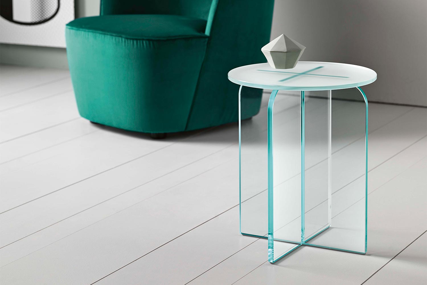 Opalina Stool