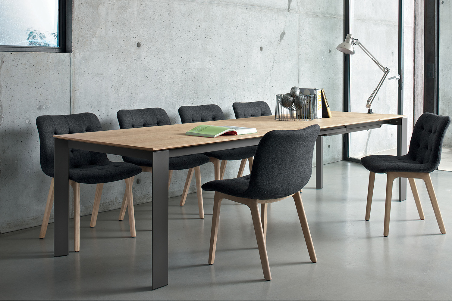 Pascal Extension Dining Table