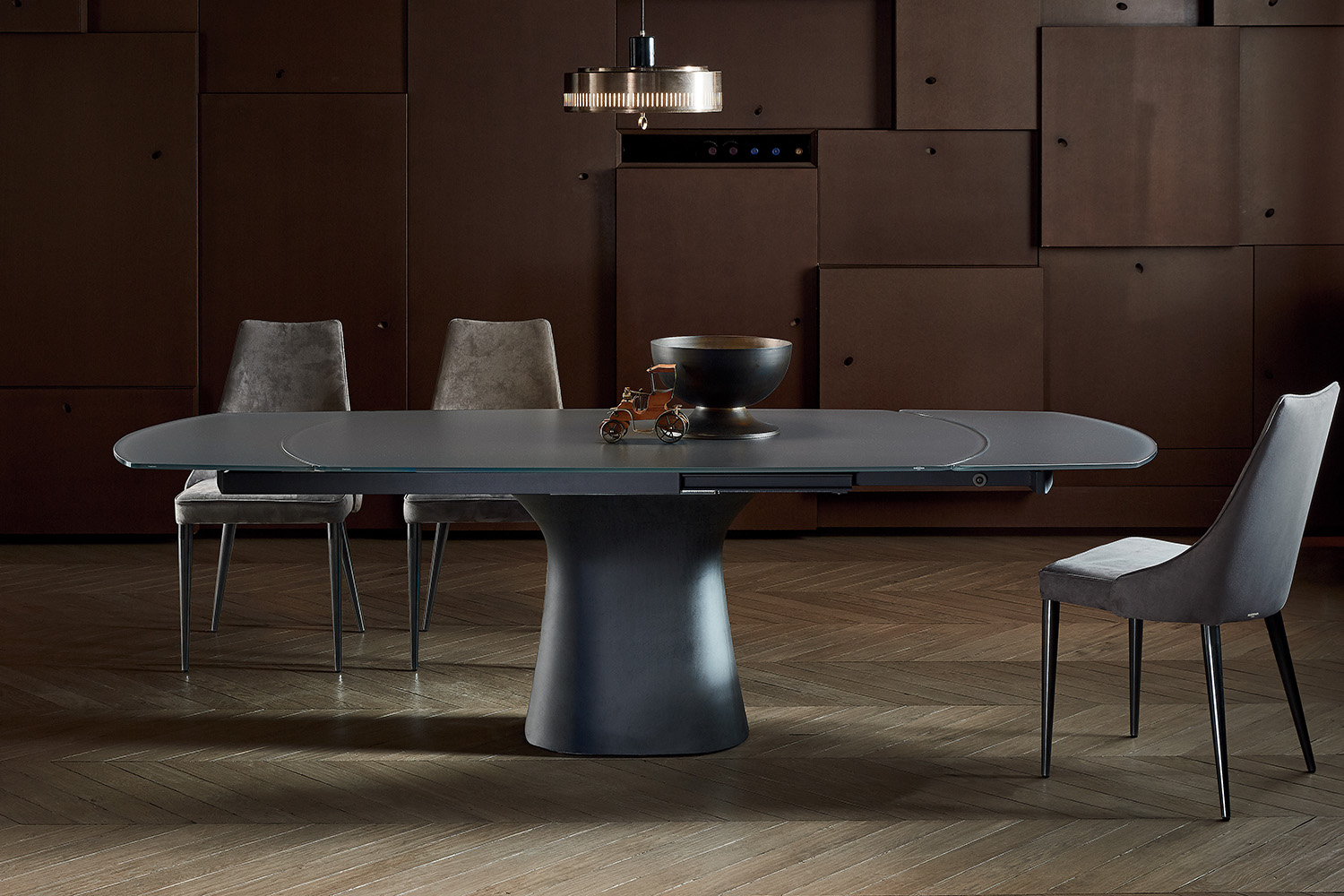 Podium Extension Dining Table