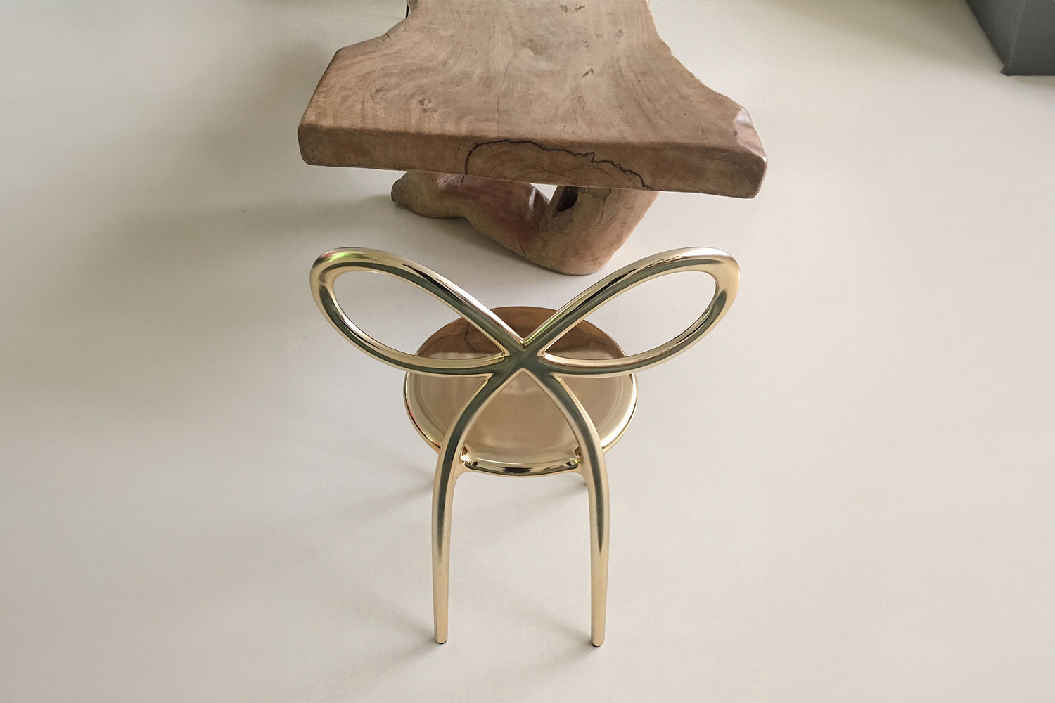 Ribbon Metal Dining Chair