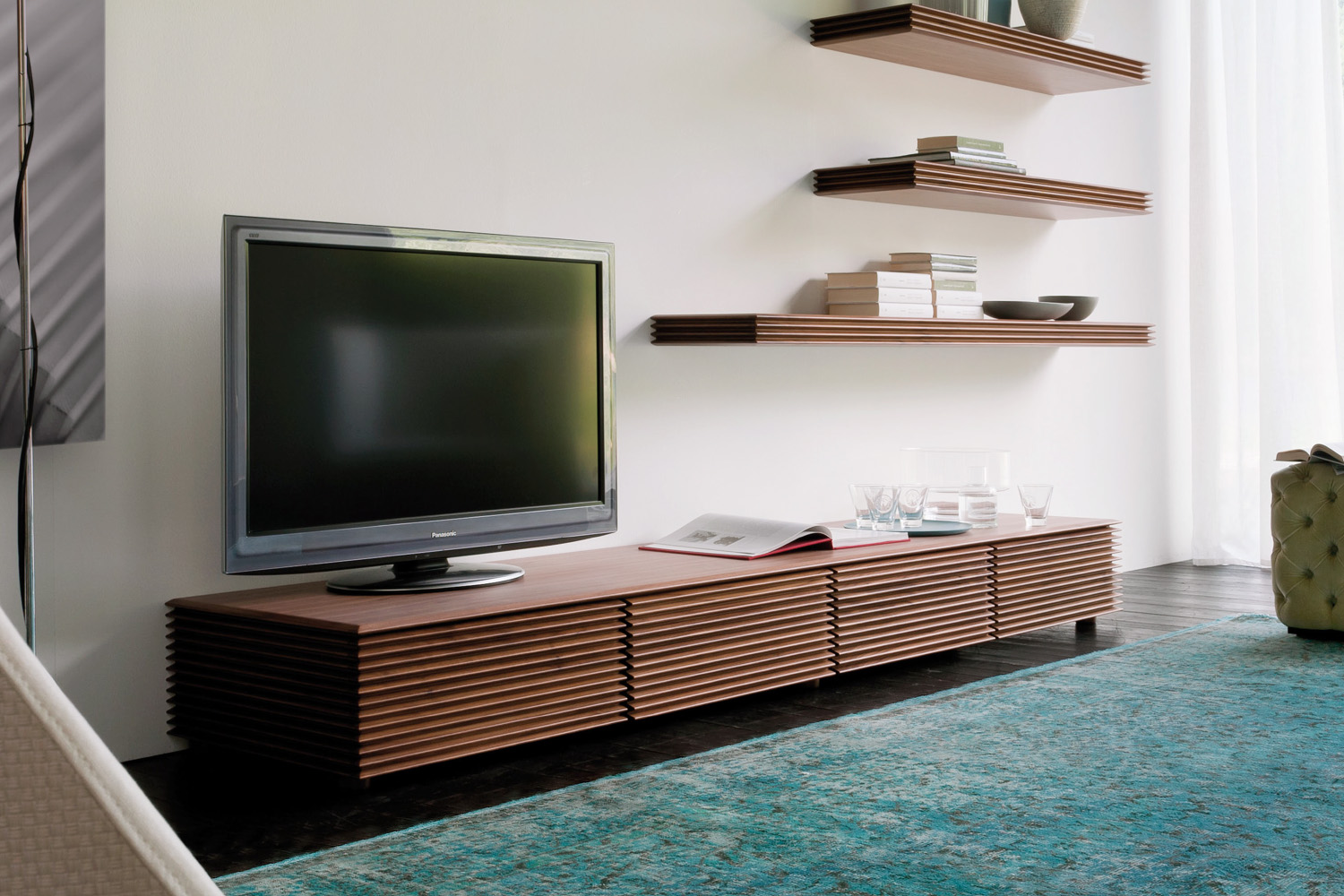 Riga TV Stand