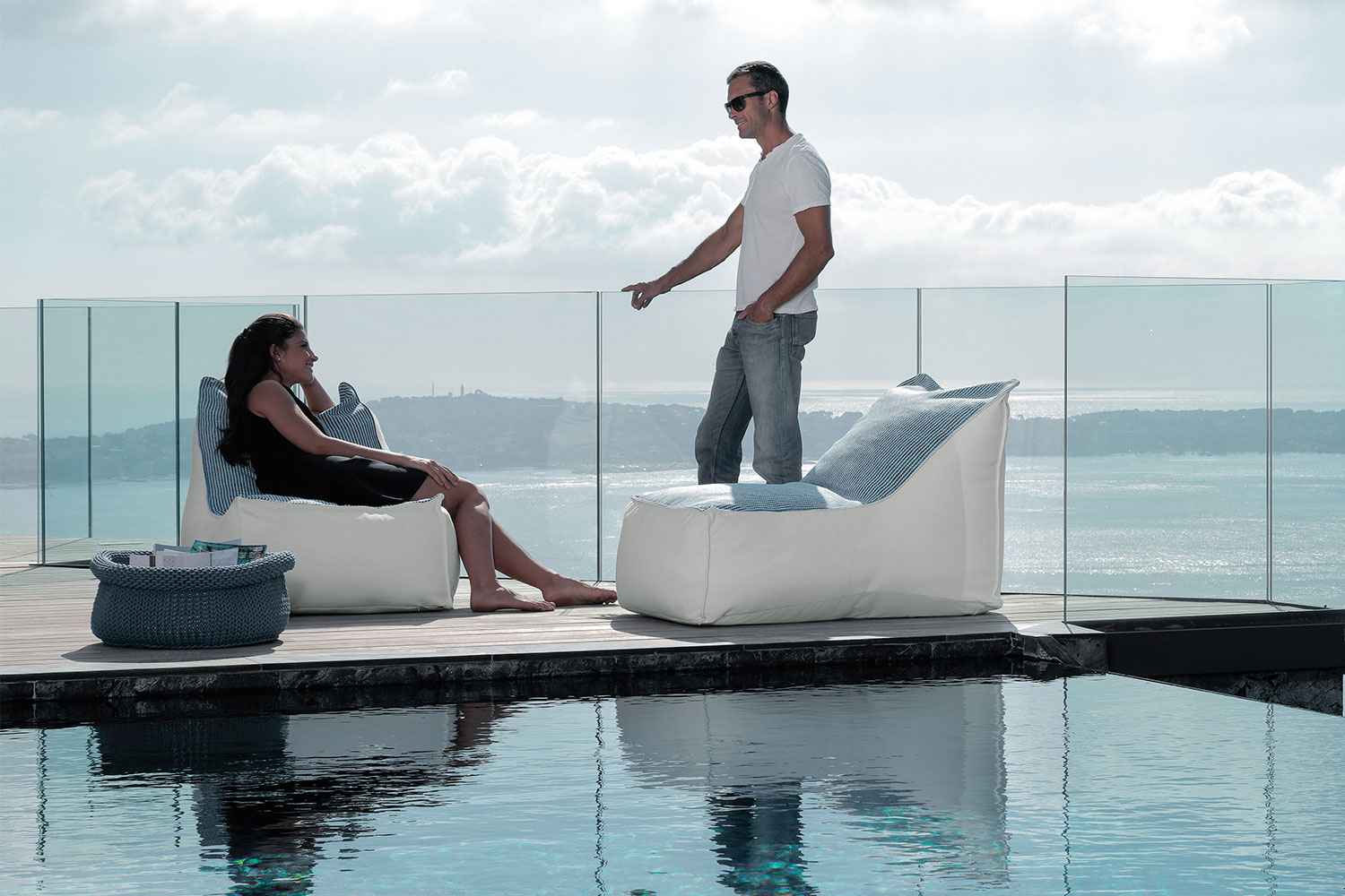 Sacco Bicolor Lounge Chair