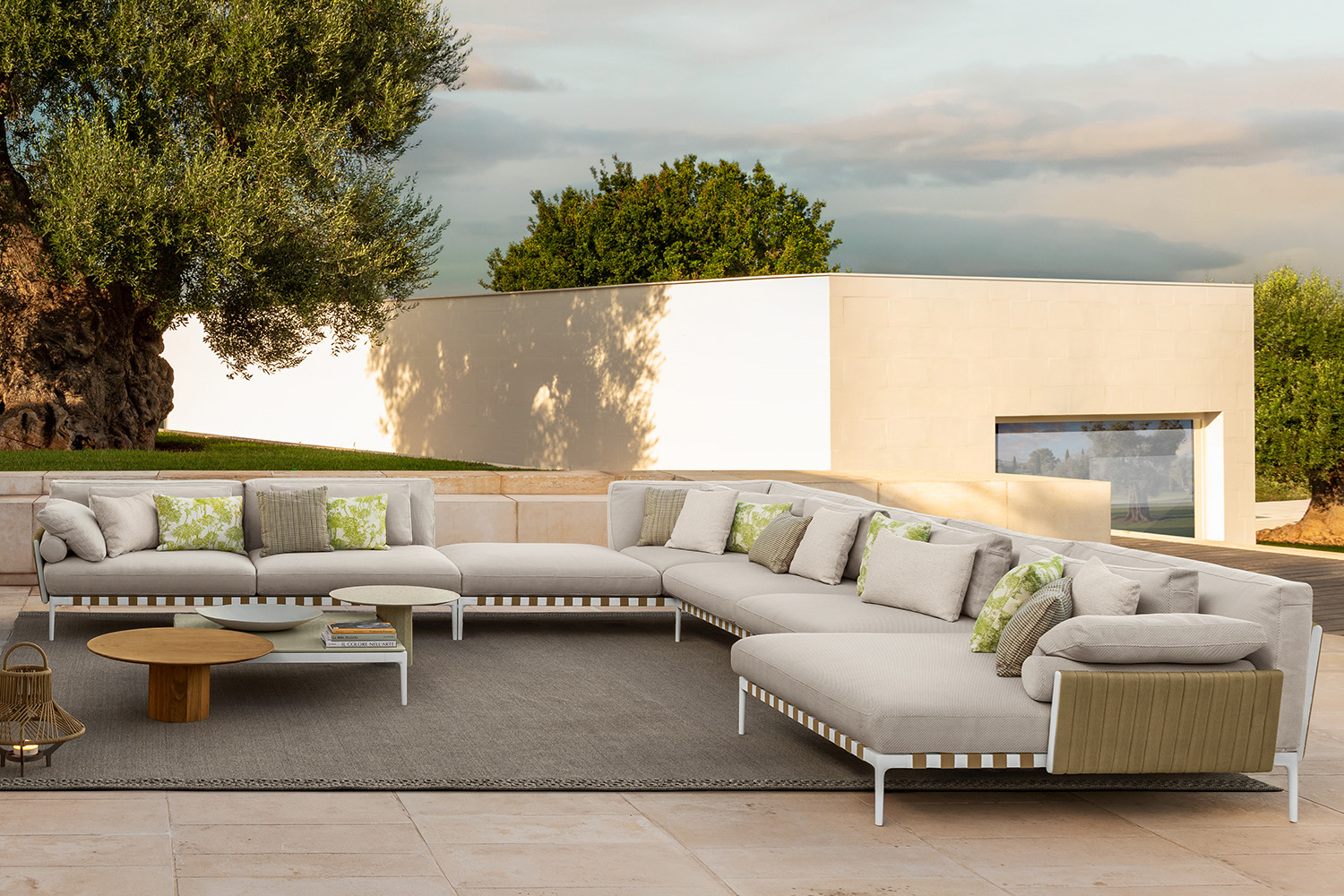 Salinas XL Sectional Sofa Comp. D
