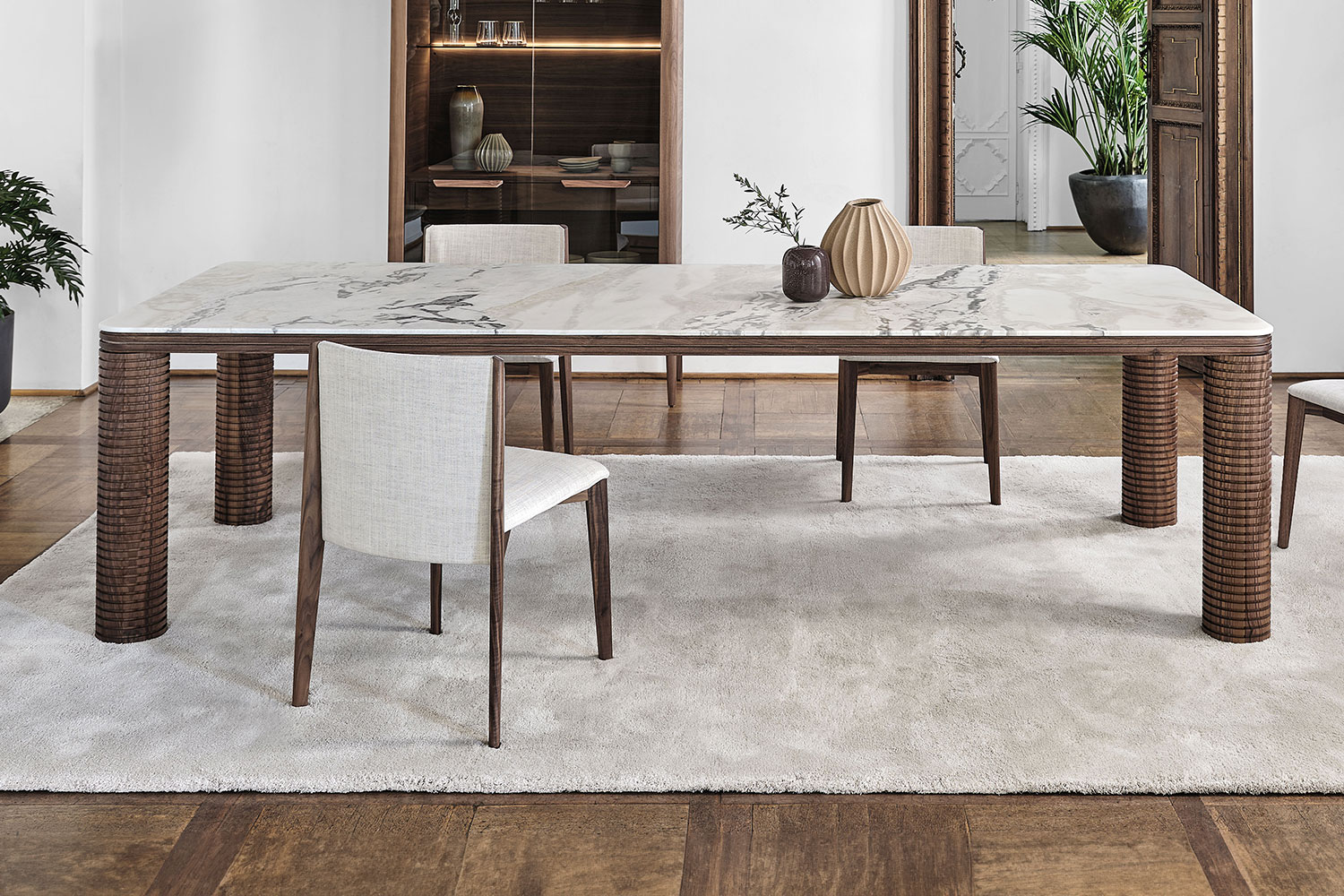 Sansiro Dining Table