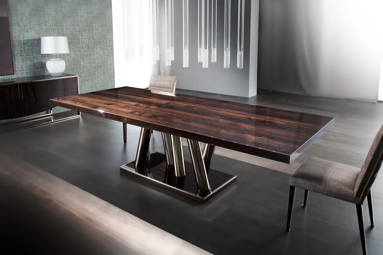 Status Dining Table