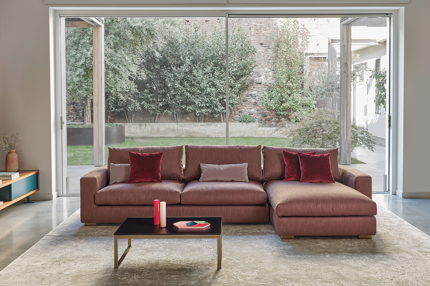 Sunset Sectional Sofa with Chaise