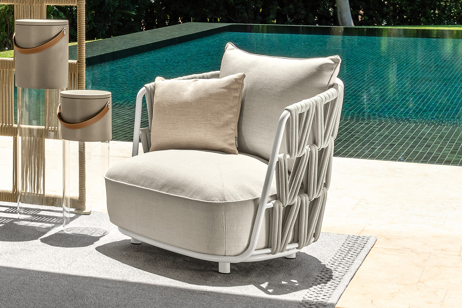 Swipe Lounge Armchair