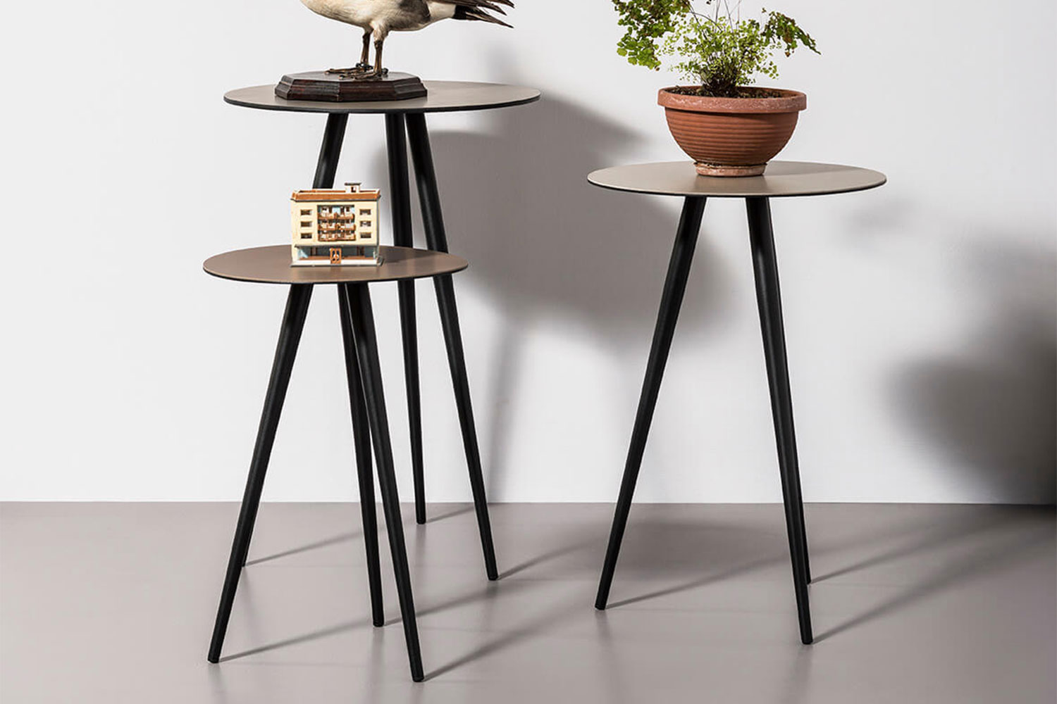 Trip Ceramic End Table