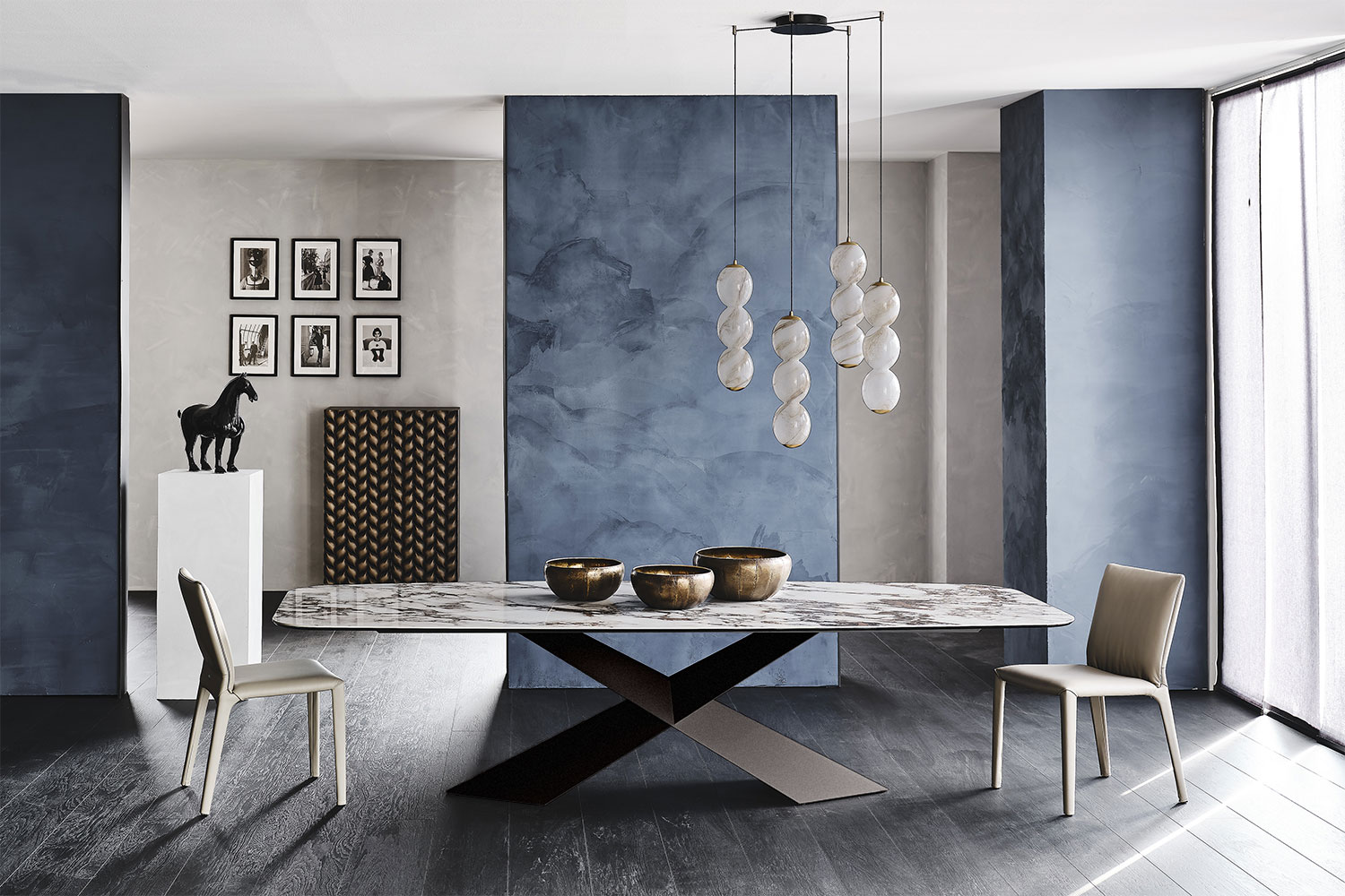 Tyron Keramik Dining Table Quickship