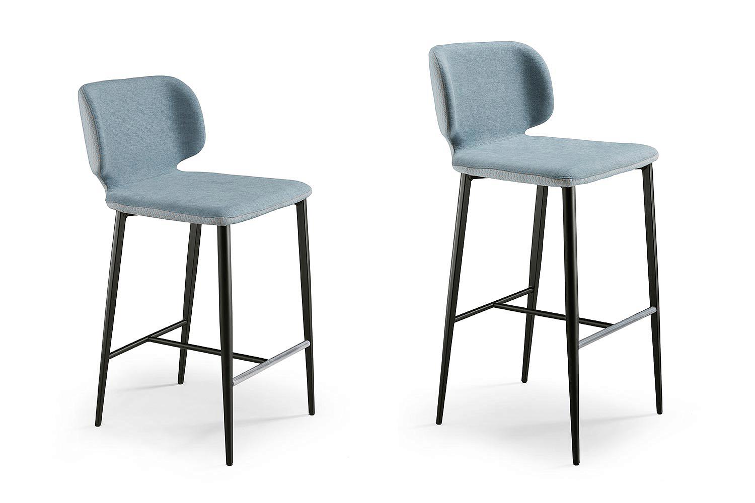 Wrap Bar Stool