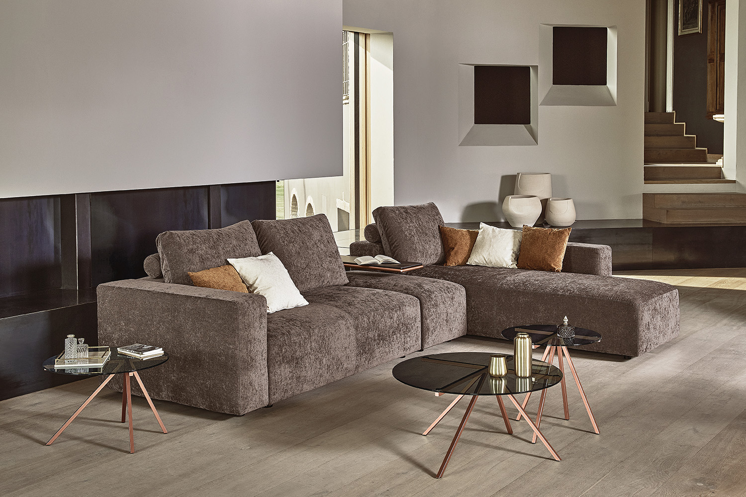 Zenit Wall Sectional Sofa with Chaise